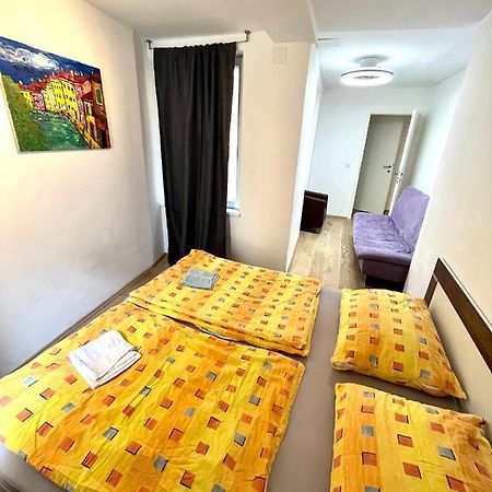 Wohnung Am Grazer Hauptplatz Bagian luar foto