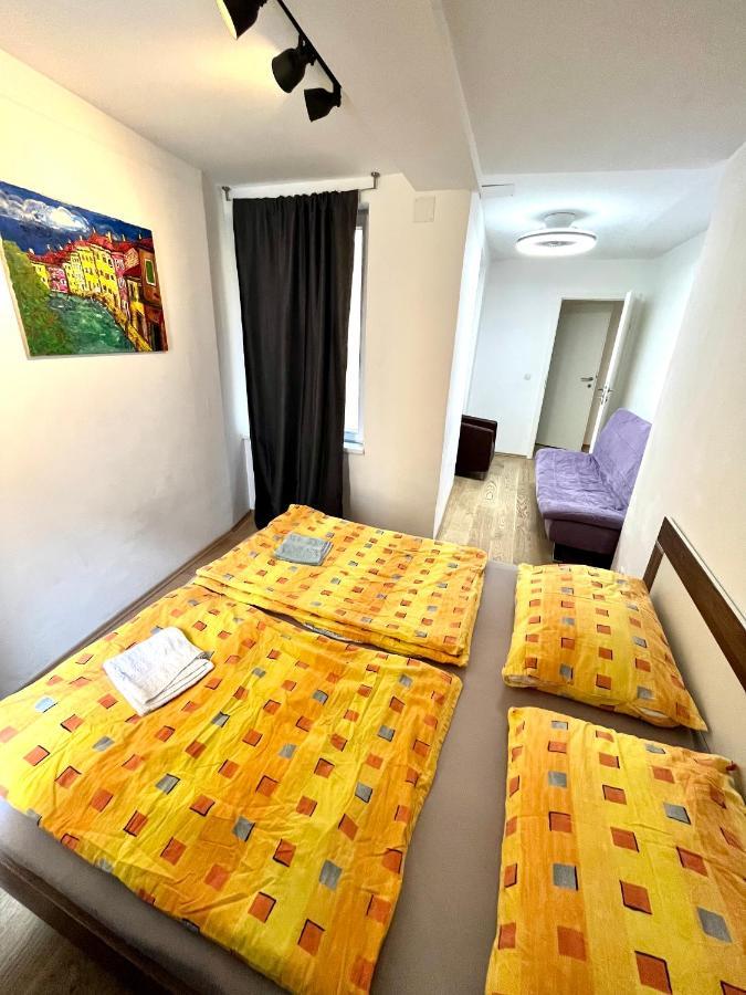 Wohnung Am Grazer Hauptplatz Bagian luar foto
